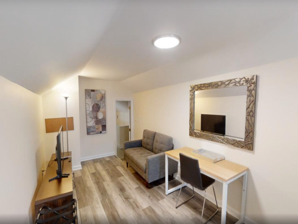 Spacious 9-Bedroom Family Home Near Red river Beach - Perfect for Your Vacation